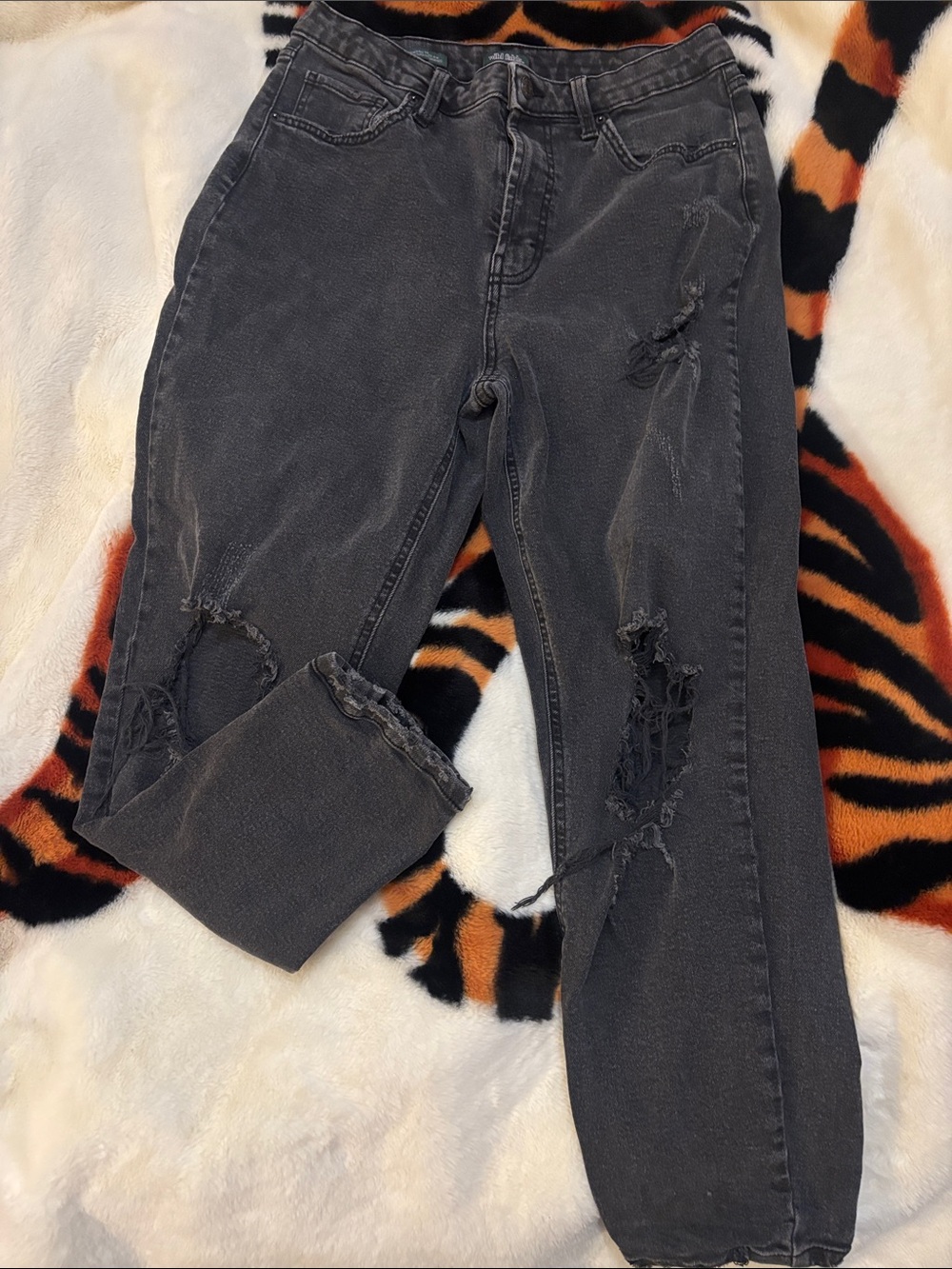 Wild Fable Distressed Boyfriend Jeans - Charcoal Gray
